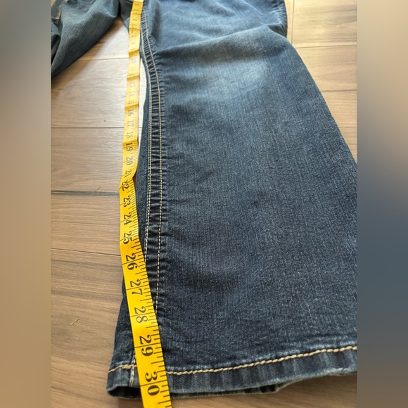 Torrid Relaxed Boot Cut Women's 16 Blue Jeans Stretch Medium Wash - Picture 7 of 9
